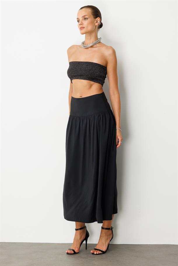 Korsajlı Büzgülü Uzun Etek-SİYAH