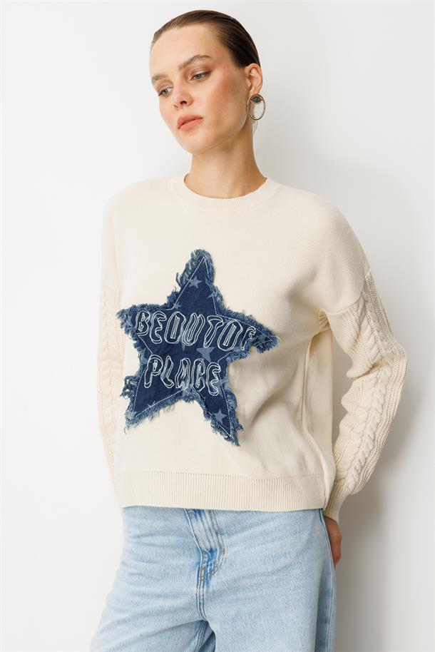 Kot Yıldız Detaylı Triko Kazak-KREM