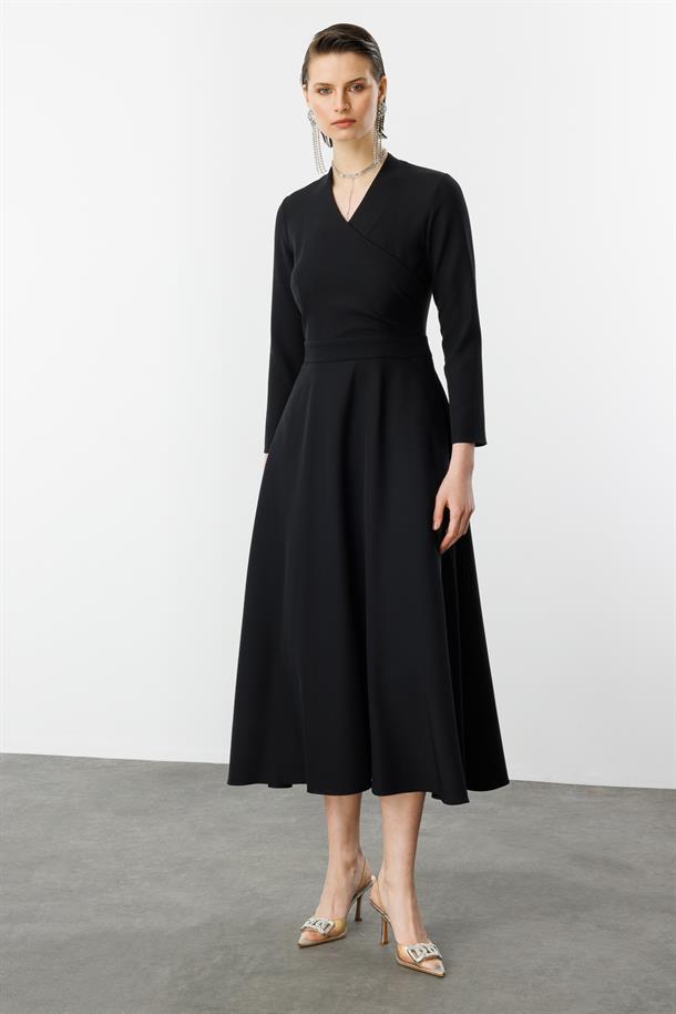 Kruvaze Yaka Uzun Hürrem Elbise-SİYAH