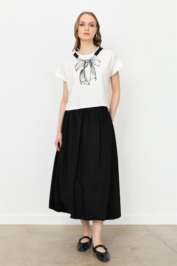 Kurdele Baskı Taş Detay Bluz-KEMIK