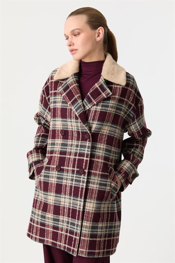 Kürk Yaka Detaylı Ekose Kaşe Kaban-BORDO