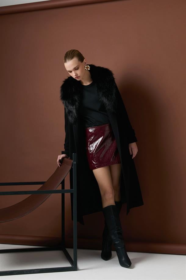 Kürk Yaka Detaylı Kaşe Kaban-SİYAH