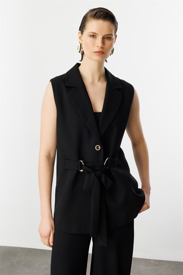 Kuşak Detaylı Krep Yelek-SİYAH