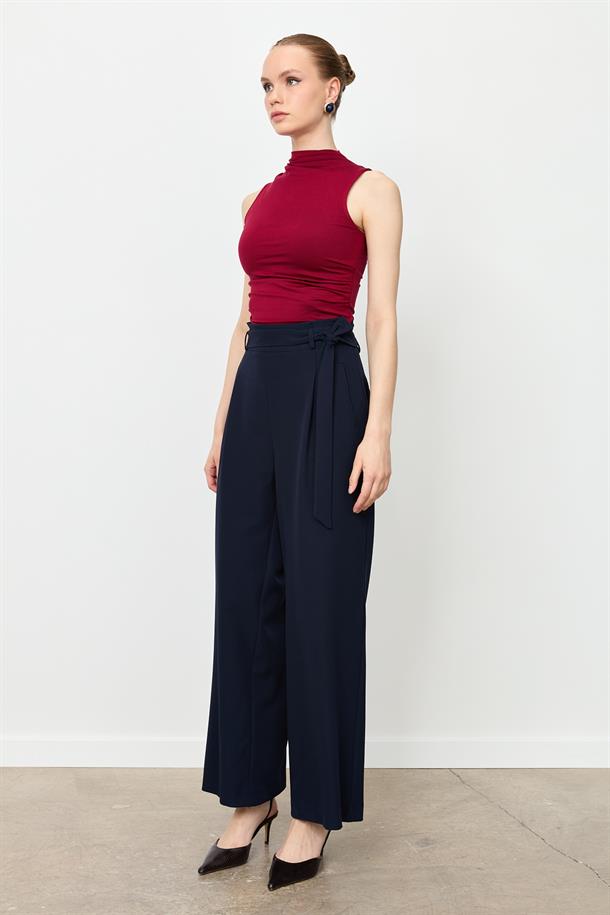 Kuşak Detaylı Pantolon-LACI