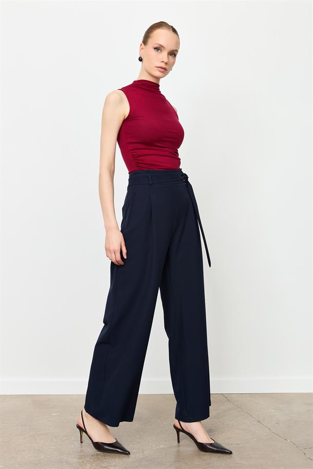 Kuşak Detaylı Pantolon-LACI