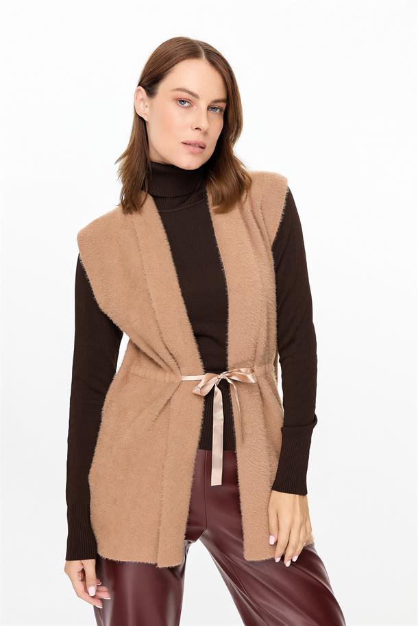 Kuşaklı Triko Yelek-KARAMEL