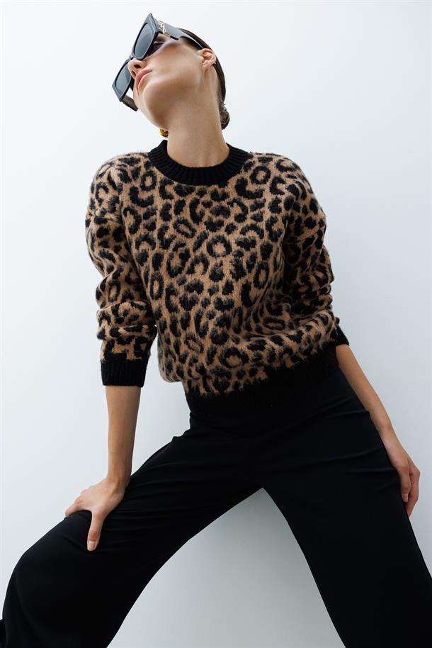 Leopar Desenli Triko Kazak-SİYAH