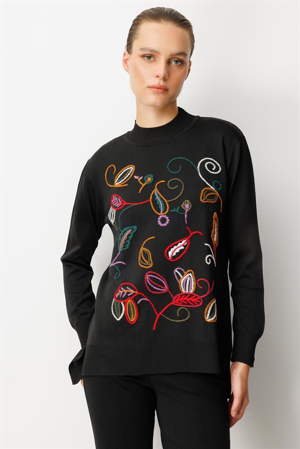 Nakış Detaylı Triko Kazak-SİYAH