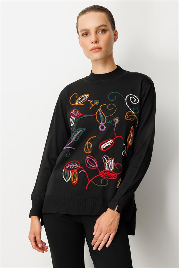 Nakış Detaylı Triko Kazak-SİYAH