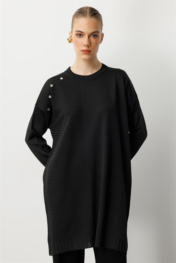 Omzu Düğme Detaylı Triko Tunik-SİYAH