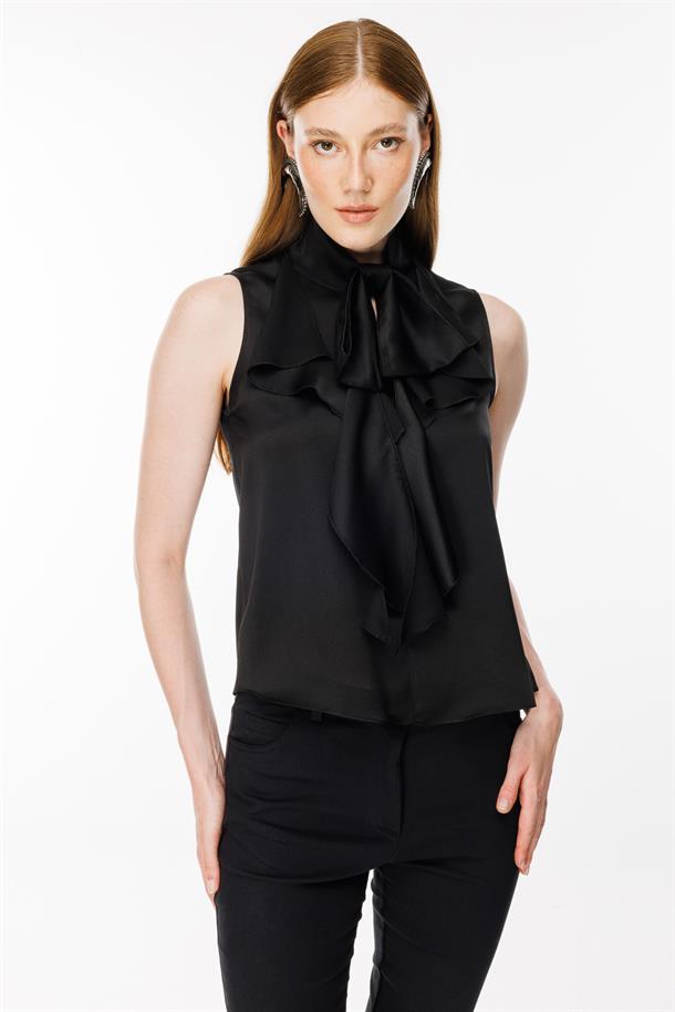 Önü Fular Detaylı Saten Bluz-SİYAH