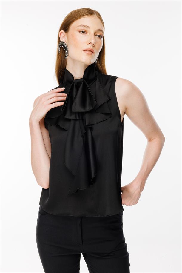 Önü Fular Detaylı Saten Bluz-SİYAH