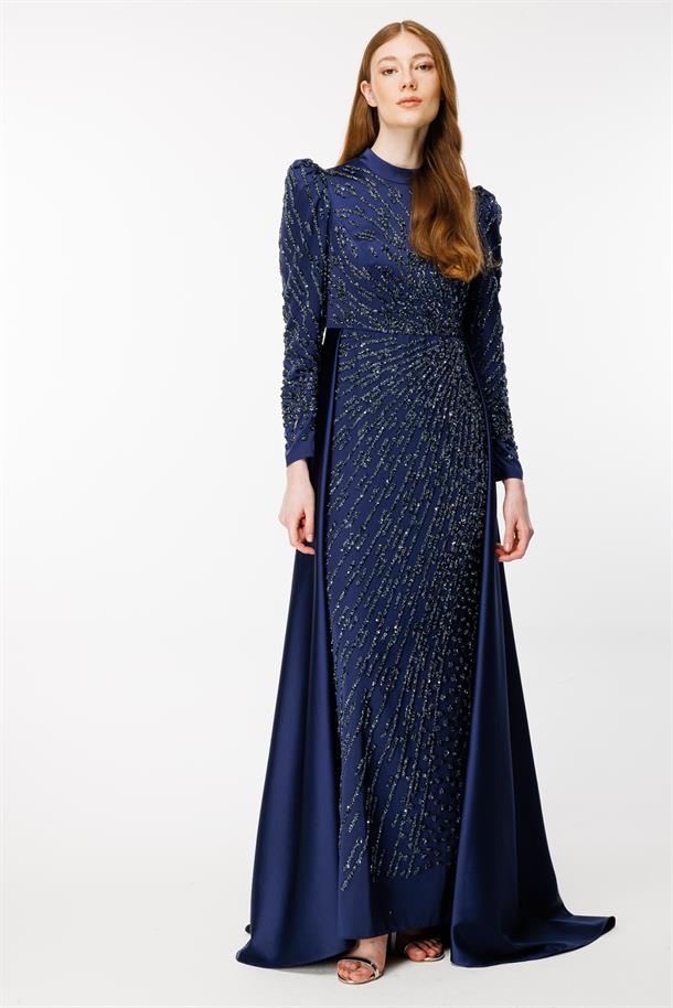 Önü Taş İşlemeli Kuyruklu Saten Uzun Abiye-LACI