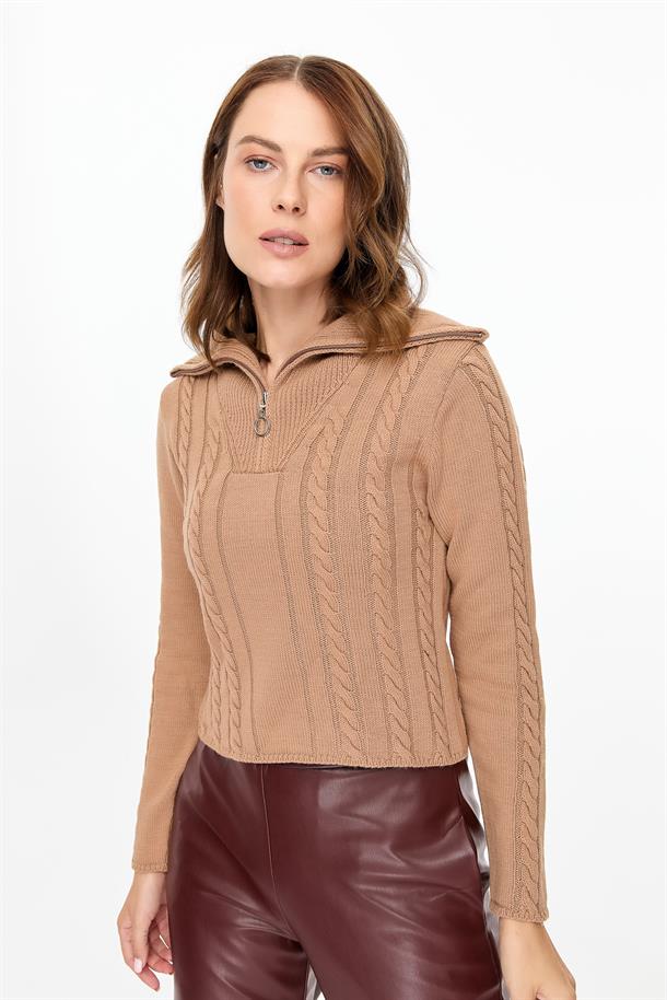 Örgü Desenli Polo Yaka Triko Kazak-CAMEL