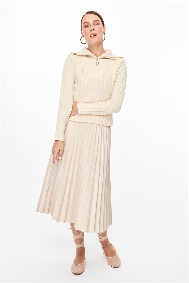 Örgü Desenli Polo Yaka Triko Kazak-KREM