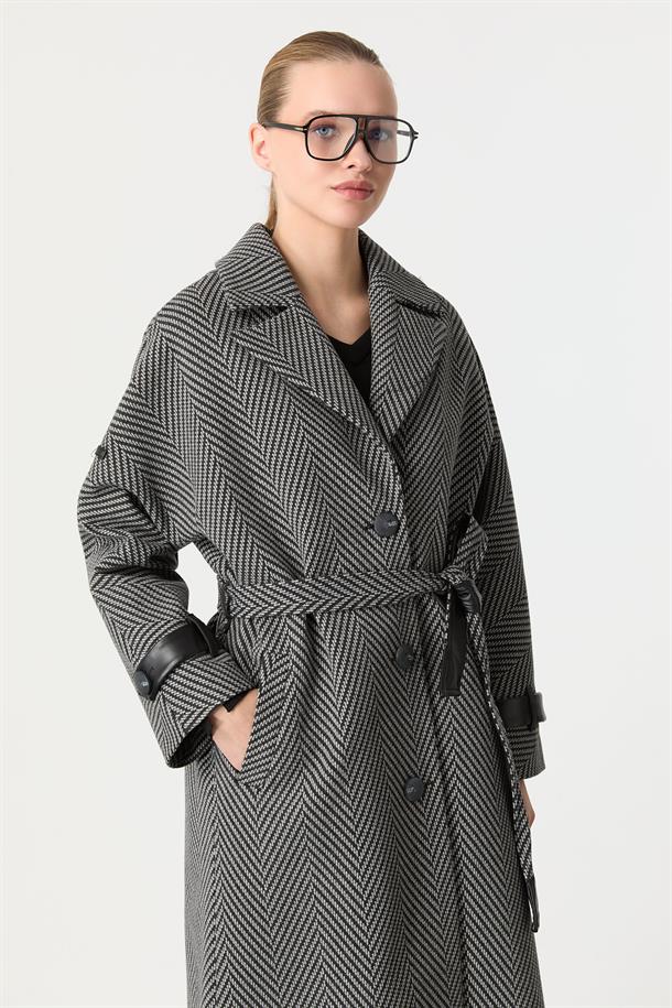 Oversize Zigzag Desen Kaban-SİYAH