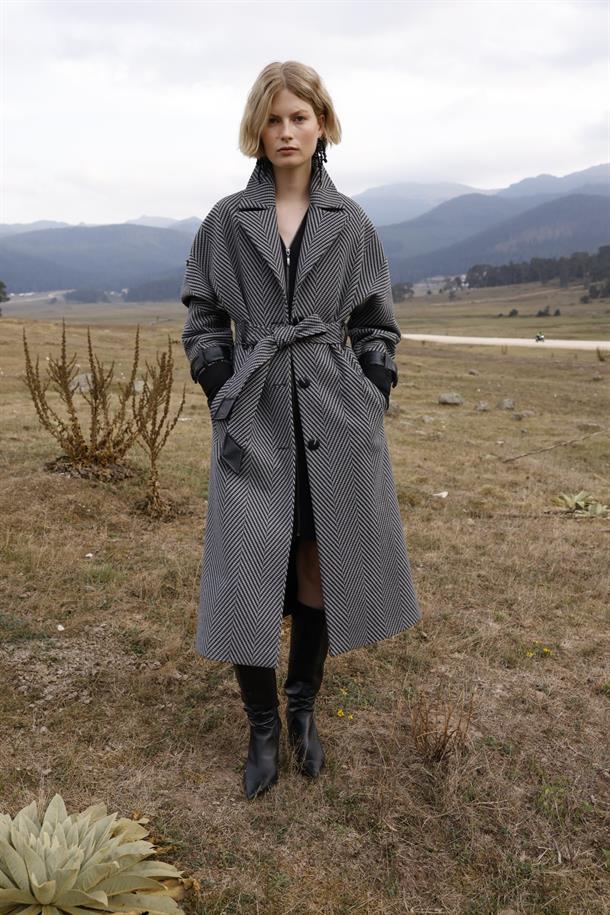 Oversize Zigzag Desen Kaban-SİYAH