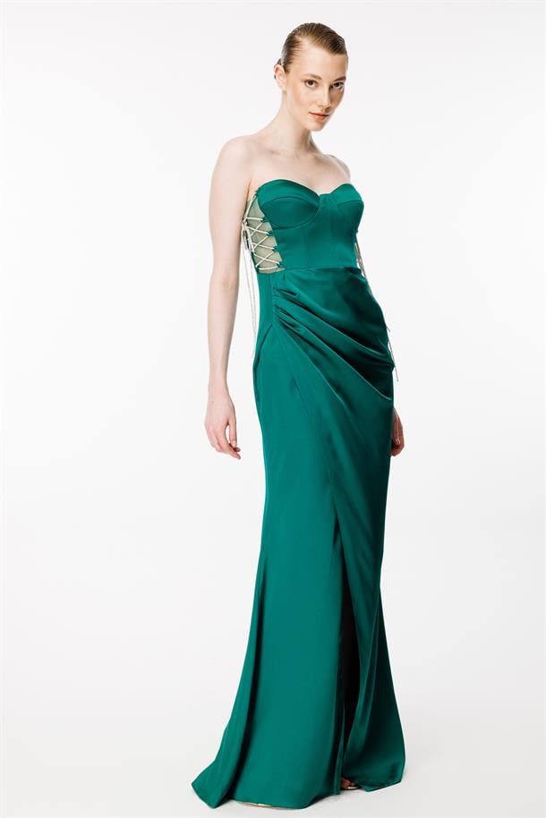 Parlak İp Detaylı Yırtmaçlı Uzun Saten Abiye-YEŞİL