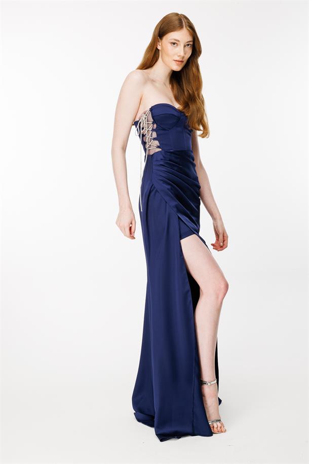 Parlak İp Detaylı Yırtmaçlı Uzun Saten Abiye-LACI