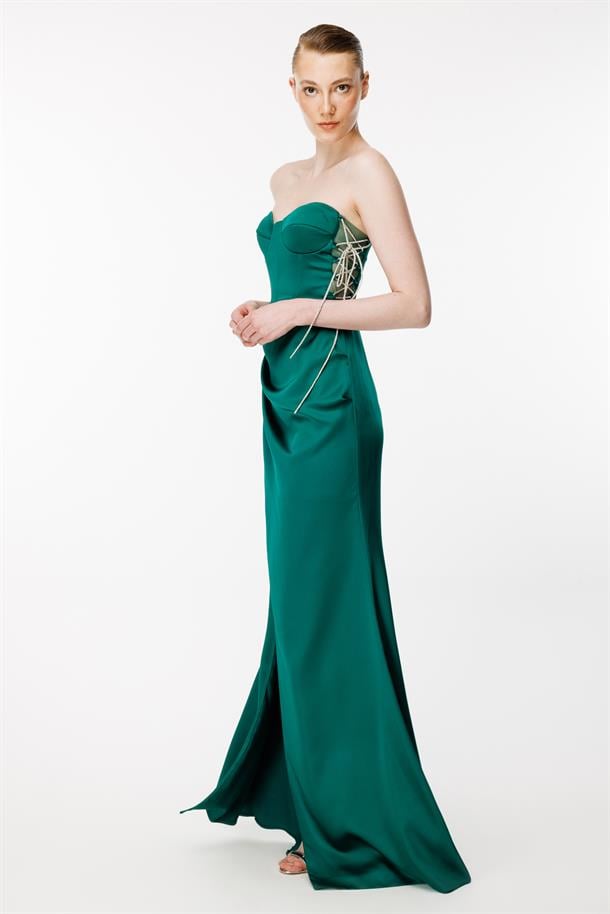 Parlak İp Detaylı Yırtmaçlı Uzun Saten Abiye-YEŞİL