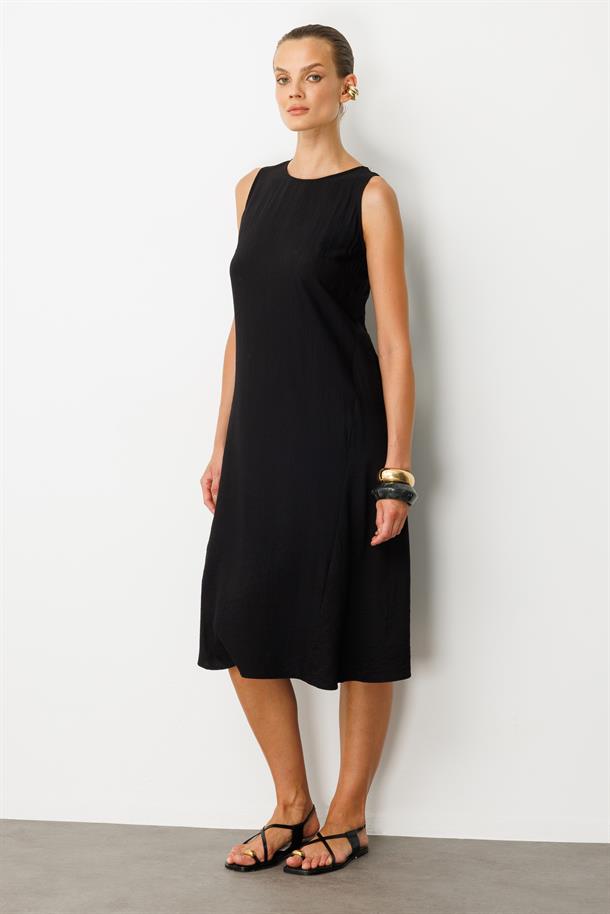 Rahat Kalıp Coton Elbise-SİYAH