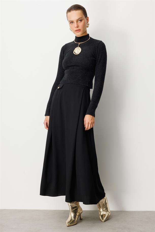 Sahte Cep Detaylı Krep Etek-SİYAH