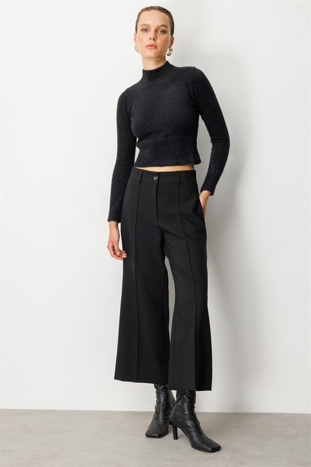 Sahte Cep Detaylı Kumaş Pantolon-SİYAH