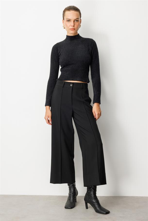 Sahte Cep Detaylı Kumaş Pantolon-SİYAH