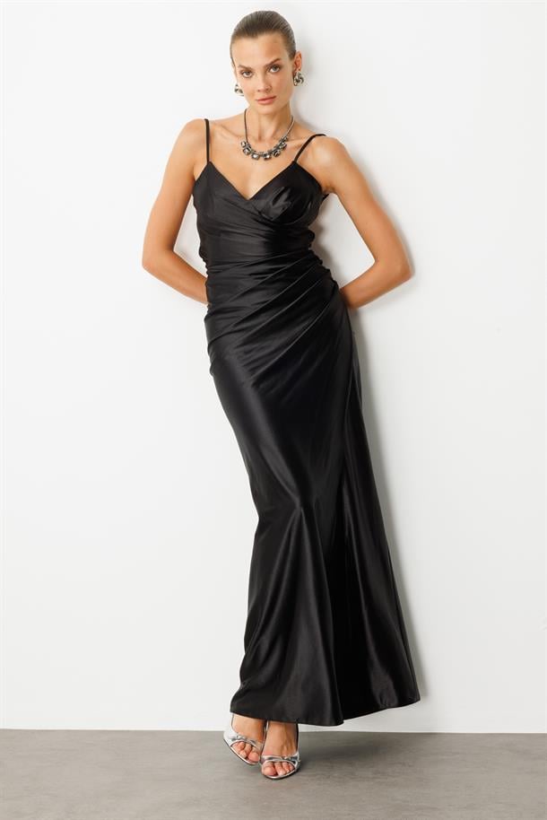 Saten Görünüm Kruvaze Abiye Elbise-SİYAH