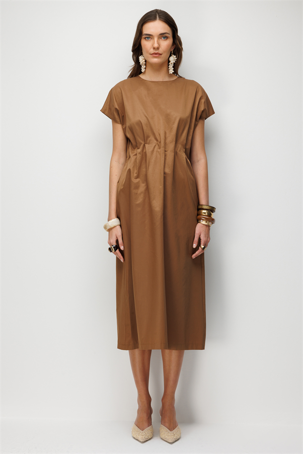 Saten Görünümlü Uzun Elbise-CAMEL