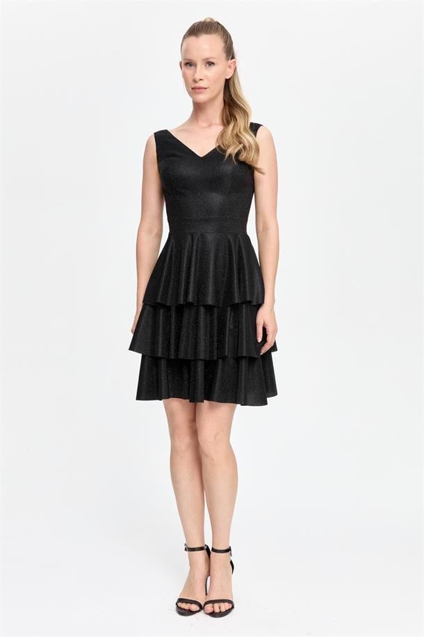 Simli ve Kat Kat Detaylı Kısa Abiye-SİYAH