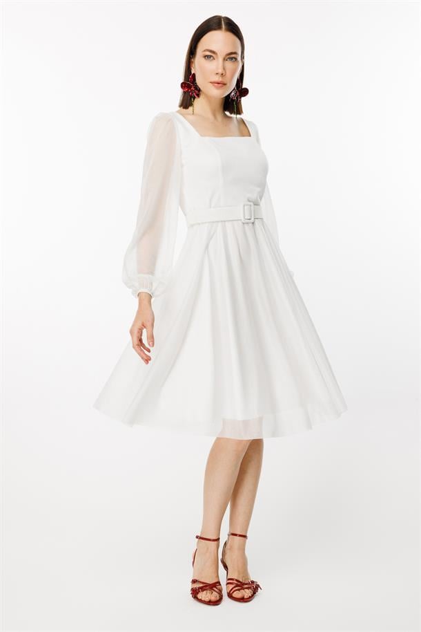 Simli Ve Kemerli Kısa Abiye Elbise-BEYAZ