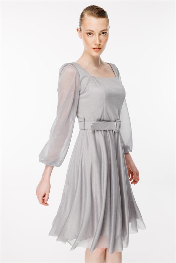 Simli Ve Kemerli Kısa Abiye Elbise-GRİ