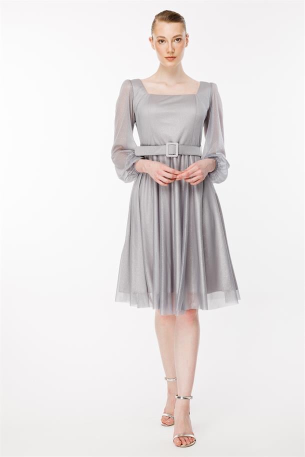 Simli Ve Kemerli Kısa Abiye Elbise-GRİ