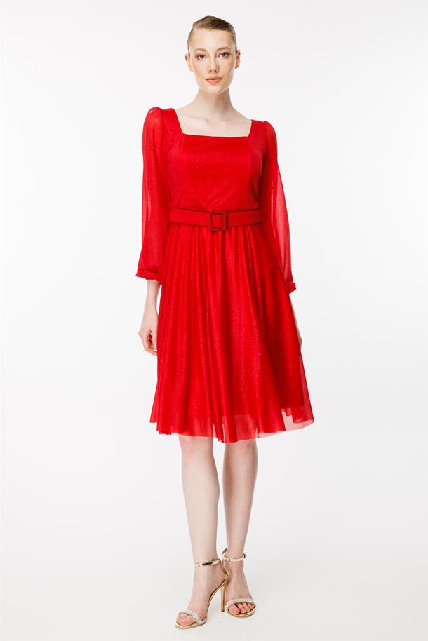 Simli Ve Kemerli Kısa Abiye Elbise-KIRMIZI