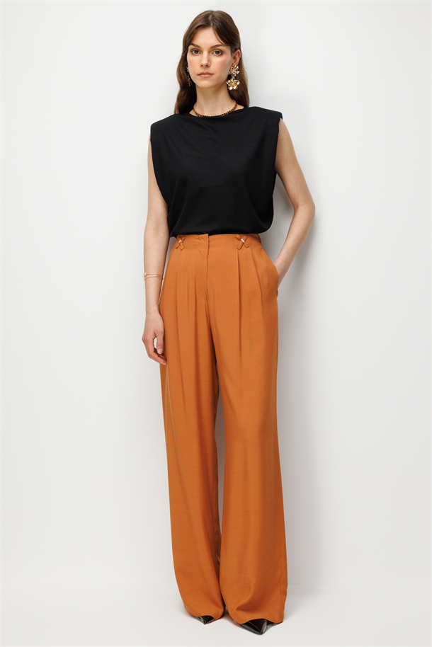 Taş Detay Pileli Pantolon-TABA