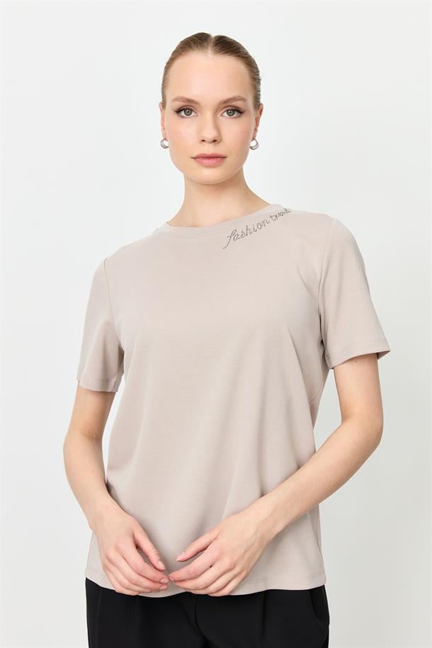 Taş Yazı Detaylı Bluz-BEJ