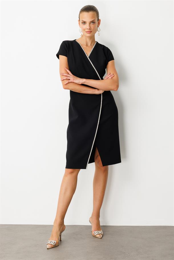V Yaka Taşlı Kısa Abiye Elbise-SİYAH