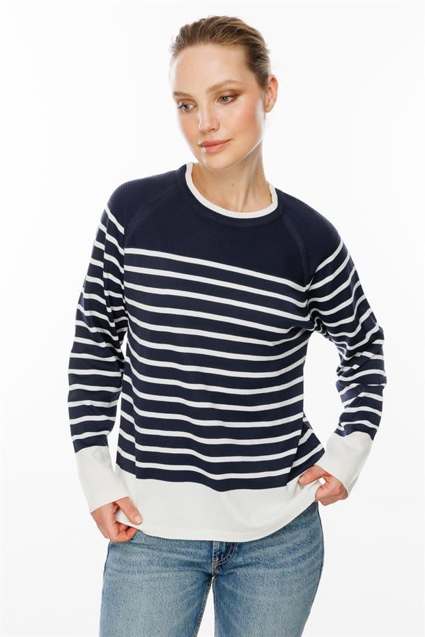 Yaka Detay Çizgili Kazak-LACI