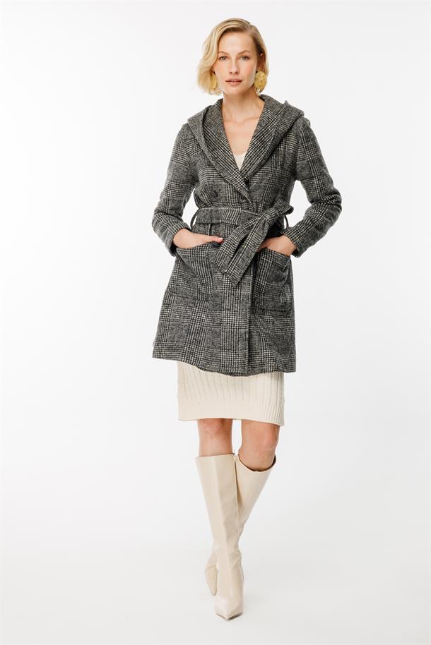 Yaka Detaylı Kaşe Kaban-SİYAH