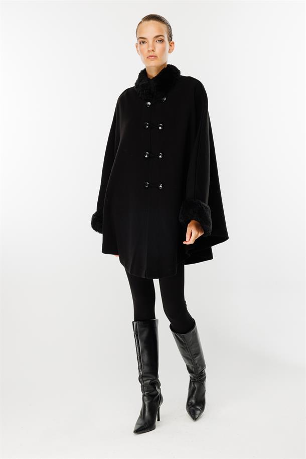 Yaka Kürklü Triko Panço-SİYAH