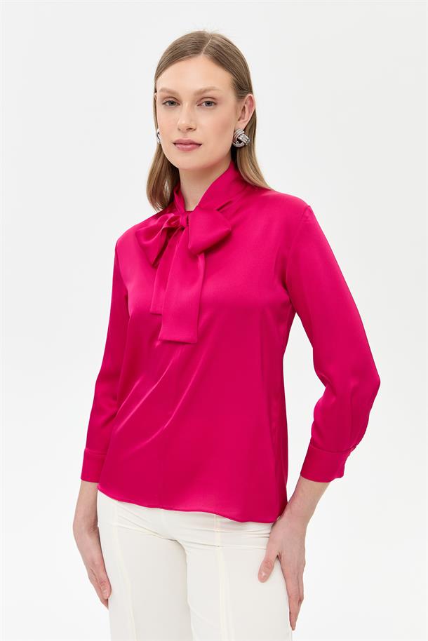 Yakası Fularlı Saten Gömlek-FUJYA