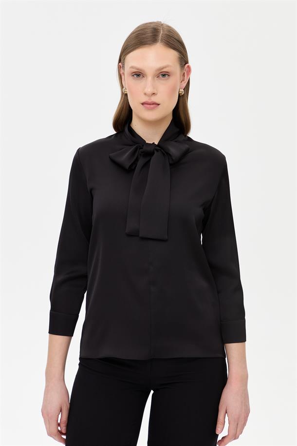 Yakası Fularlı Saten Gömlek-SİYAH