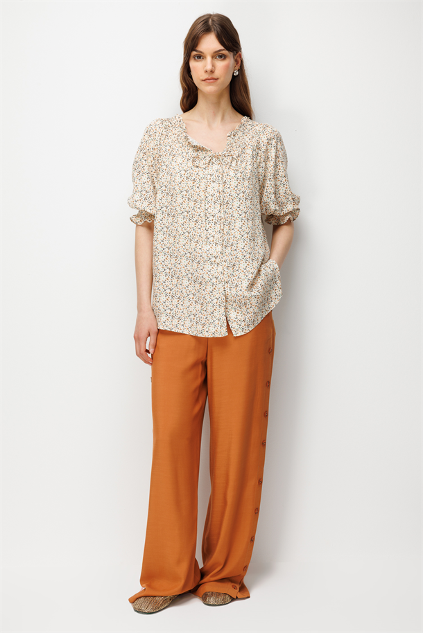 Yakası Lastikli Desenli Bluz-SARI