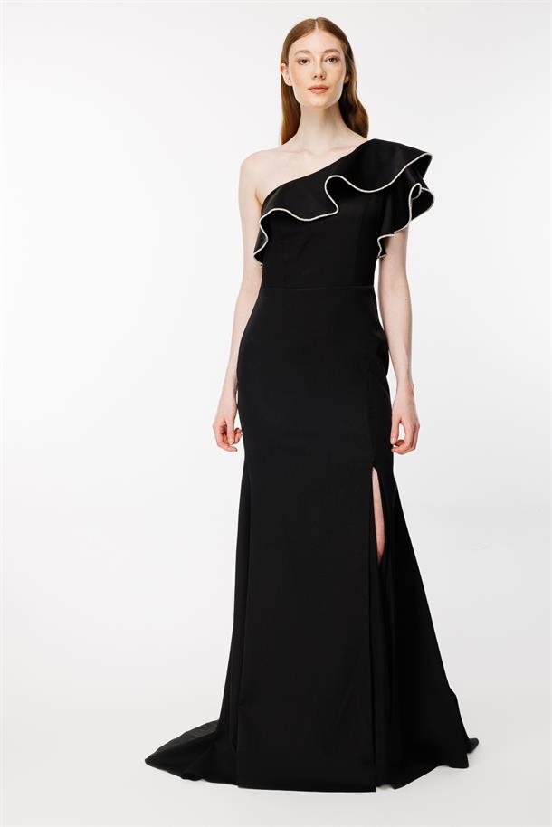 Yakası Taşlı Ve Yırtmaçlı Uzun Abiye-SİYAH