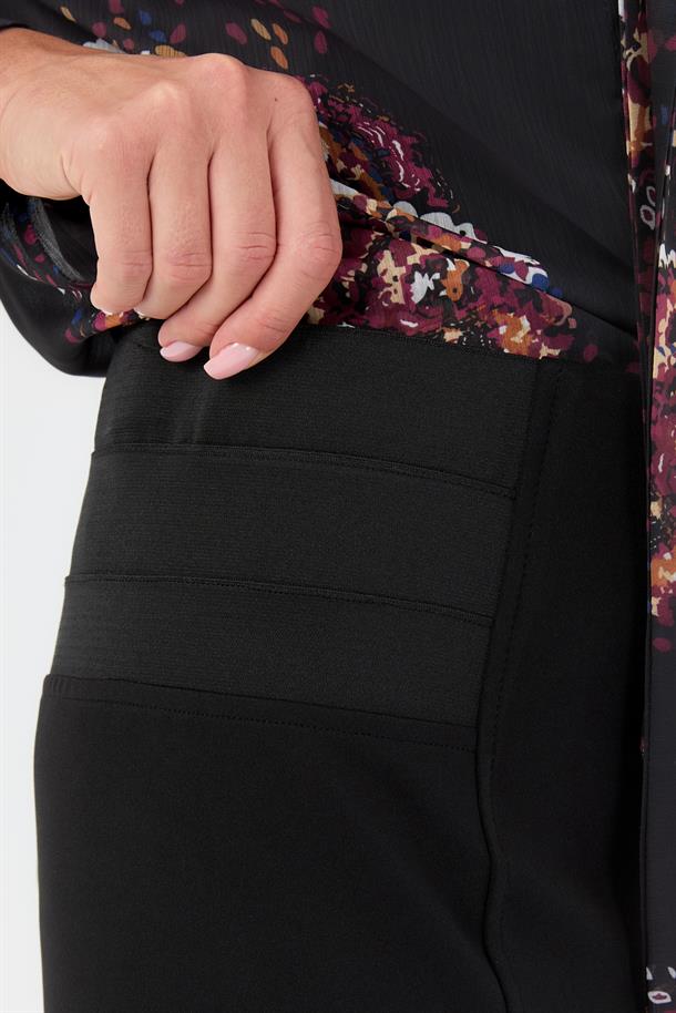 Yanları Lastik Detaylı Büyük Beden Etek-SİYAH