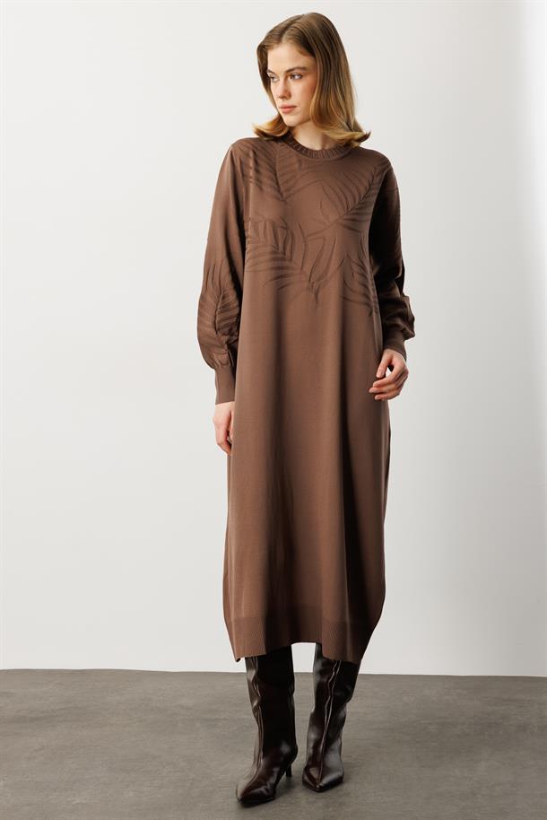 Yaprak Desenli Uzun Triko Elbise-MOKKA