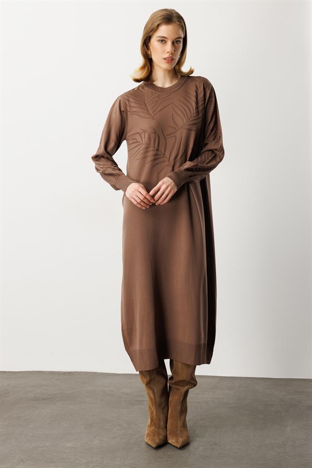 Yaprak Desenli Uzun Triko Elbise-MOKKA