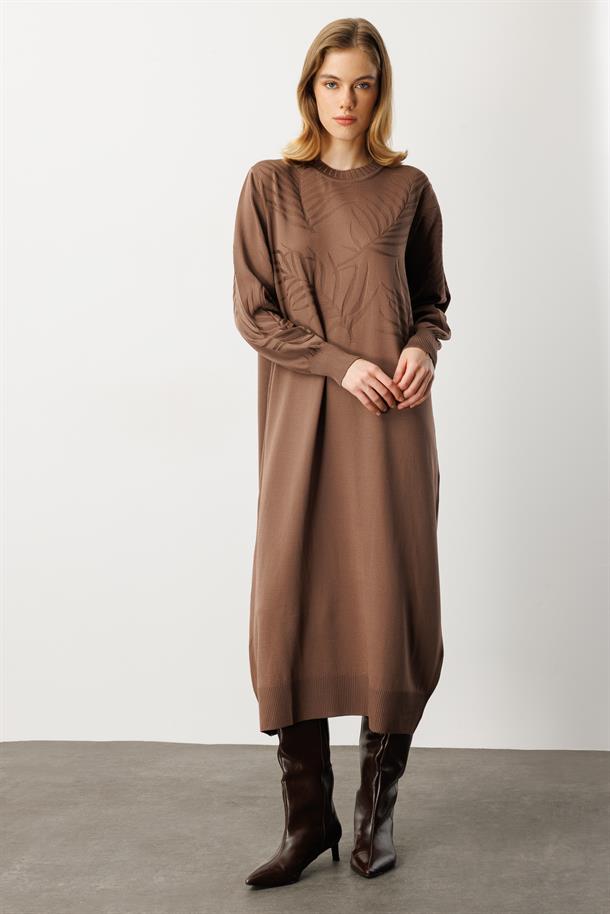 Yaprak Desenli Uzun Triko Elbise-MOKKA