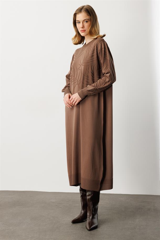 Yaprak Desenli Uzun Triko Elbise-MOKKA